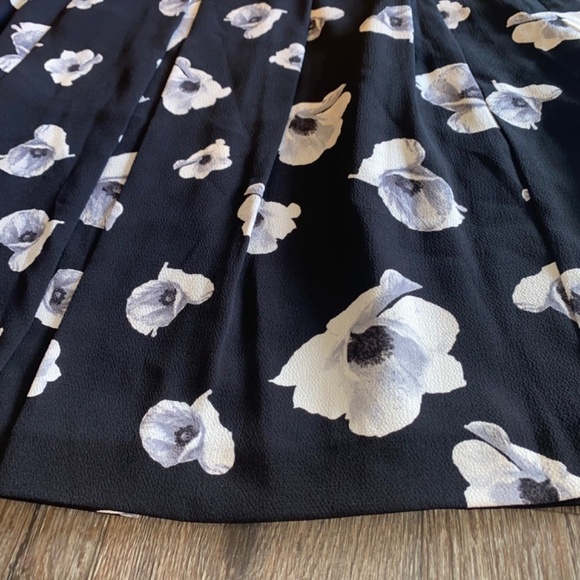 Cece size 10 black floral skirt - Picture 3 of 11